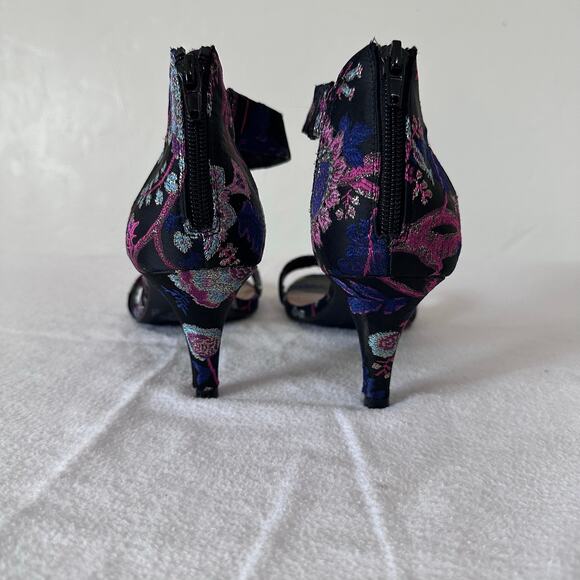 Style & Co. Women's Paycee Dress Shoes Sandals Floral Embroidery Size 10 M NWOT - Picture 4 of 6
